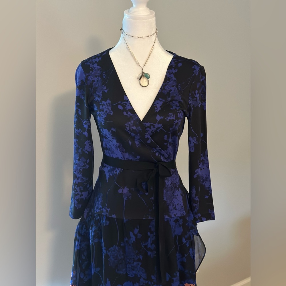 Diane Von Furstenberg Black and Blue Floral Dress - Picture 6 of 12